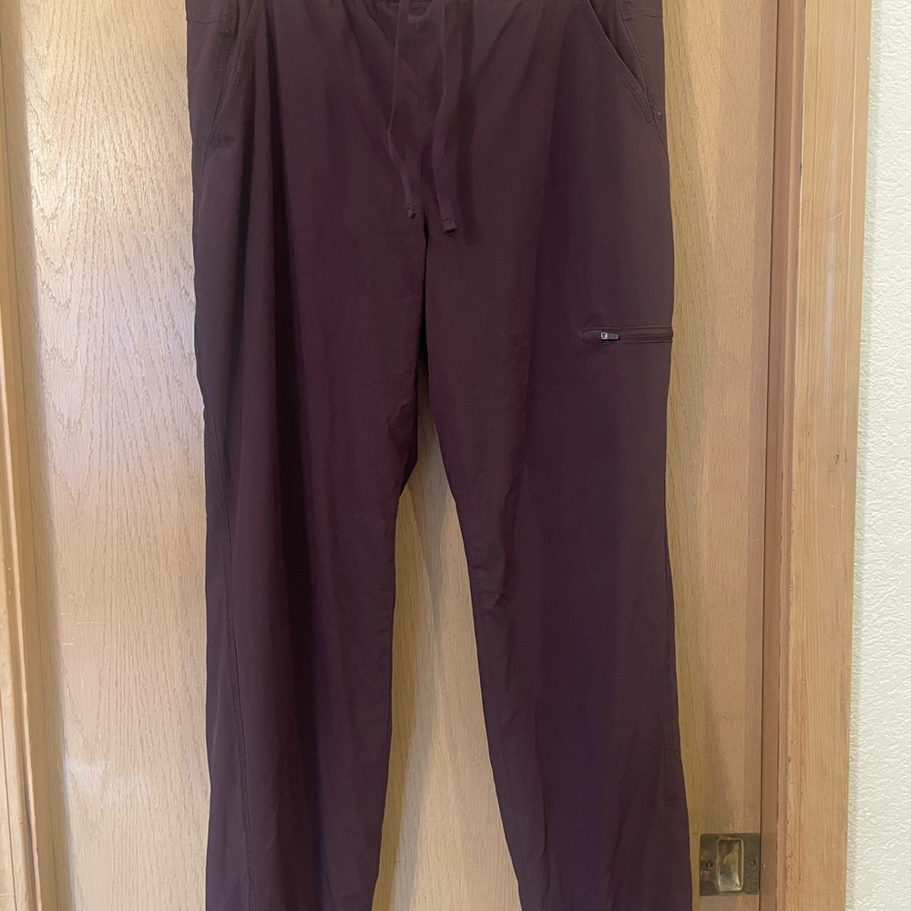 Eddie Bauer Fleece Lined Maroon Joggers